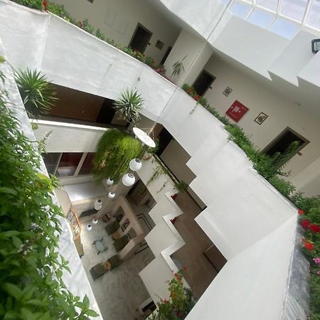 Al-Mujeb Hotel Керак Екстериор снимка