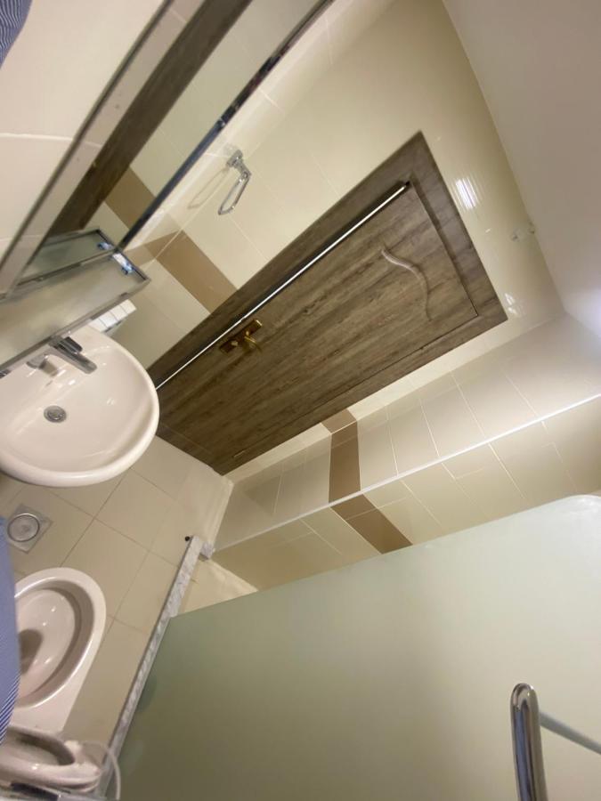 Al-Mujeb Hotel Керак Екстериор снимка